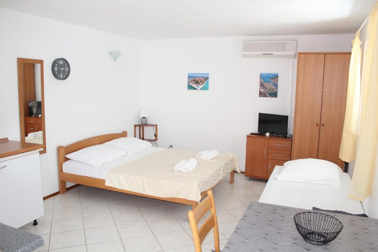 Apartments Ada Primošten Esterno foto